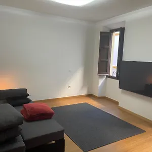 Calle Rodrigo De Triana Con Opcion De Parking Apartamento